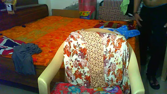 vbestshow (Ask my age) - all naked