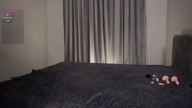 Nik_Sharp's live cam