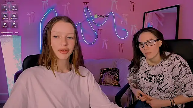 khloebeauty (Ask my age) - flash ass