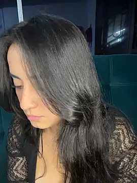 Antonella_Julieta live cam profile