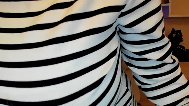 feliziadesire (F milf) - transparent dress