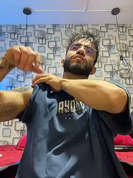 king_draven3 (M young) - Jerking faster my bigcock + oil show 🍆