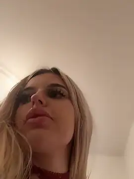 Steffi_Snowbunny's room