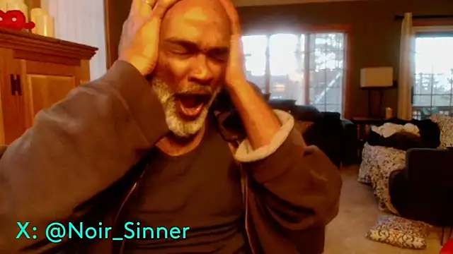 sinnernoir (M mature) - shower/ wet naked ass