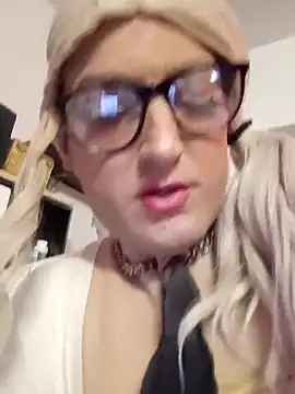 Preview of sissytrapdolly24