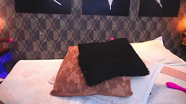 sharomross (F young) - ❤ spank x 5 + clap my ass + oil