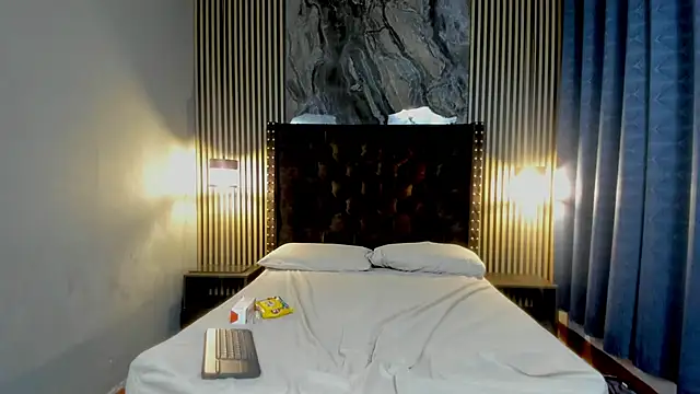 elowen_sky - Elowen_Sky's free webcam - UK Sex Cams