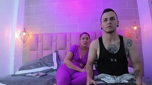 ryanandgya - RyanAndGya's free webcam - UK Sex Cams