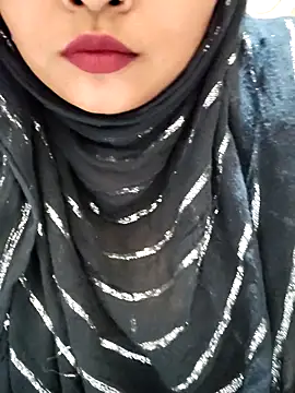 indian-nazia (F young) - Full face show