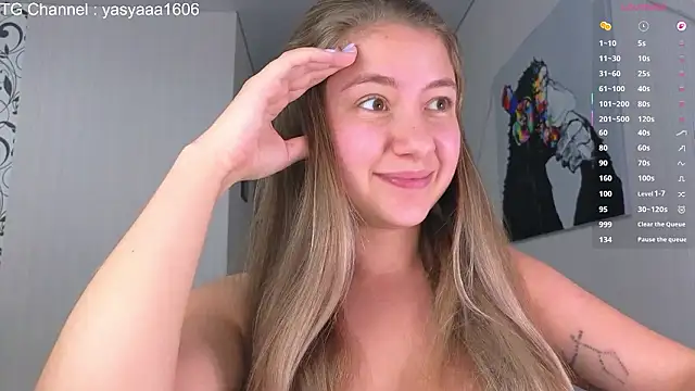 yassyaaa (F young) - tease ass with finger