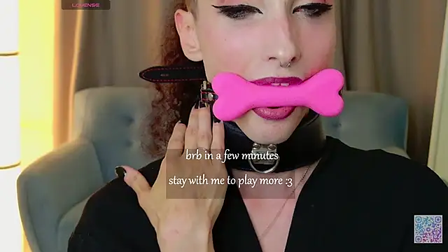 queen_of_tease (T young) - Tan nylon&heels tease