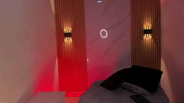 christopher_hunter (M twink) - GET NAKED