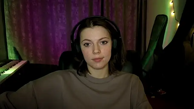 cutieanny - CutieAnny's free webcam - UK Sex Cams