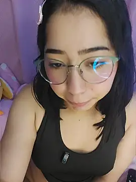 anni_ross (F young) - deep fist in my ass🥵🕳🔥