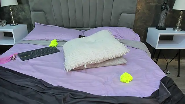 isa_lancaster live sex cam