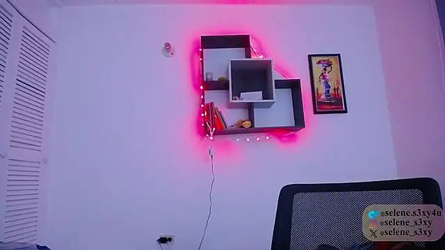 selene_cutie - Selene_cutie's free webcam - UK Sex Cams