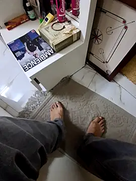 singletest - SingleTest's free webcam - UK Sex Cams