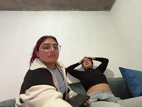 amanne_misa (G young) - Show boobs