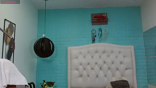 draxblade09 (M twink) - Show oil on my chest