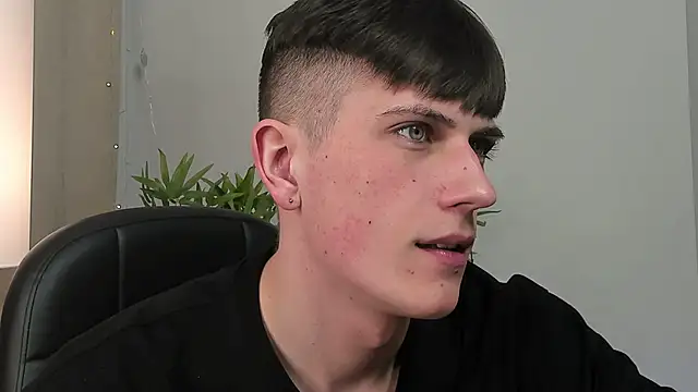 rony_joy (M twink) - spank my ass