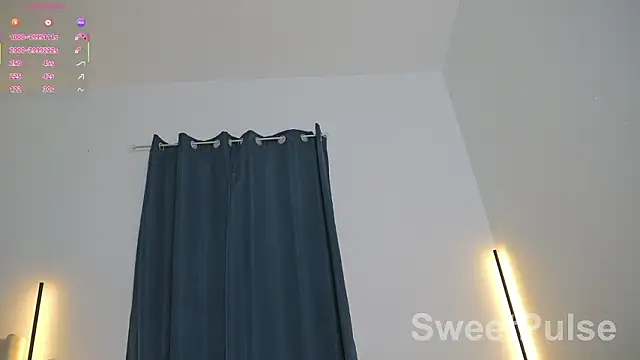 hot striptease SweetPulse