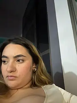 Antonella_Juliet... Live Webcam on Stripchat