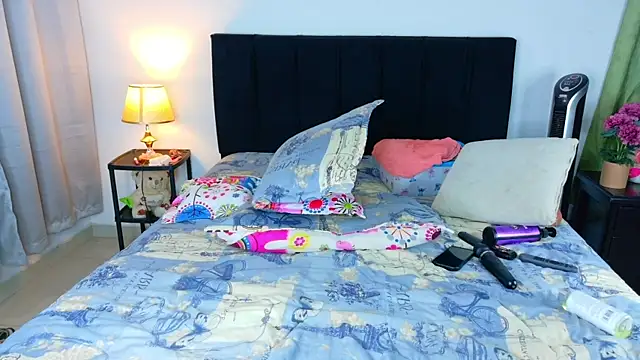 Black-gem18 live sex cam