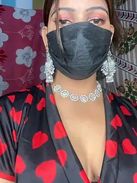 cuti-naina (F young) - Aas hole show