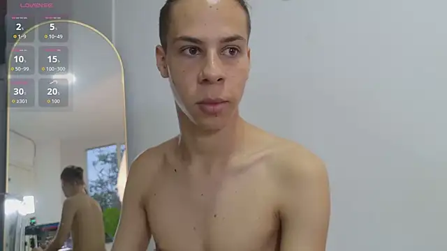 grey___27 (M young) - Guess whos backk. Spank ass or kiss?🔥🔥