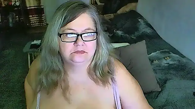 sex2 (F mature) - naked, squirt