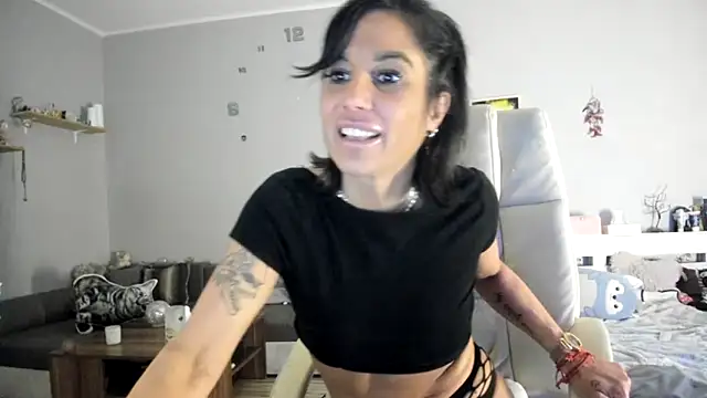 orchideaxx - Orchideaxx's free webcam - UK Sex Cams