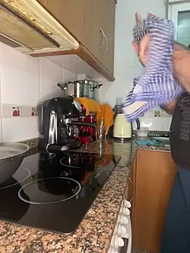 eroticvenetian (Ask my age) - COP CUM ON HAIRY BELLY