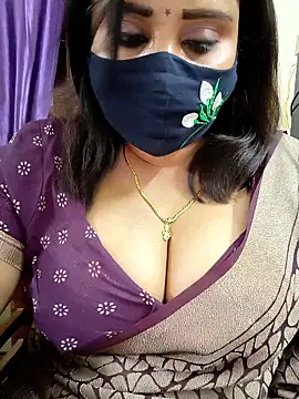 queenflowerr - Queenflowerr's free webcam - UK Sex Cams