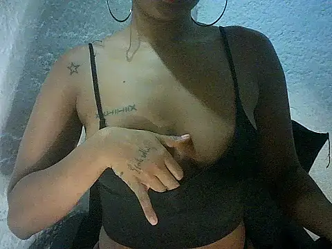 bellabeltrann - Bellabeltrann's free webcam - UK Sex Cams