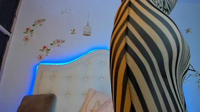 SophieMaddox live sex cam