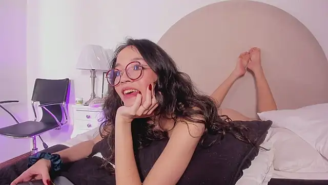 barbara_twerk (F teen) - Mostra seios / Show Breasts 5 min