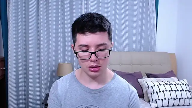 blackfoxxx69 - BlackFoXXX69's free webcam - UK Sex Cams