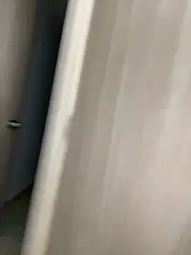 Webcam Model (SarahBleer) is live