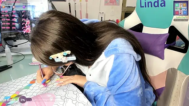 linda-schmidt live cam profile