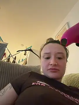 lilyluck_ - LilyLuck_'s free webcam - UK Sex Cams