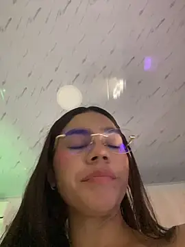 eveliin_ruiz (F young) - GIVE ME ÁN ORGASM