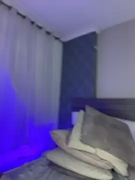 Webcam Model (MiilaBlake)  is live.Free join now!