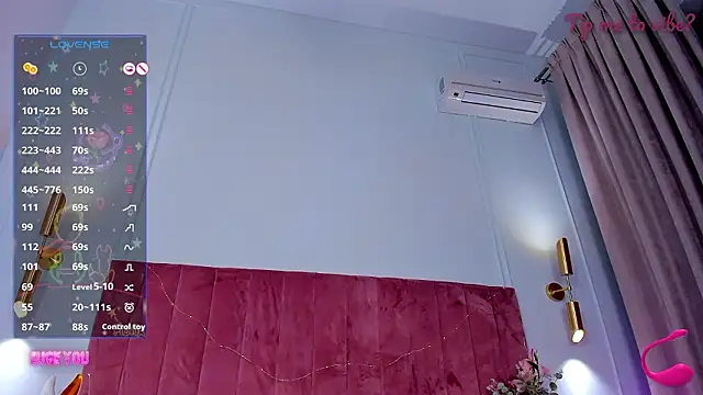 mayzzie (F teen) - finger in ass