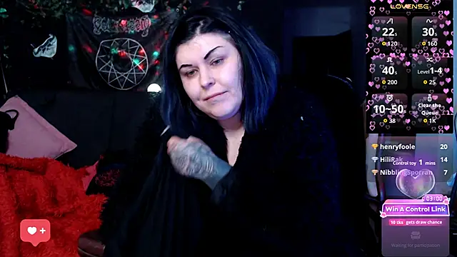 psychobitch7 (F milf) - squirt show