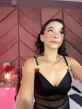 chloerosses - ChloeRosses's free webcam - UK Sex Cams