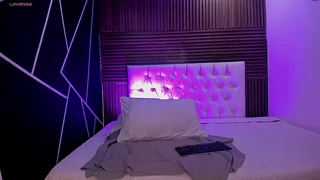 shaden_ - Shaden_'s free webcam - UK Sex Cams