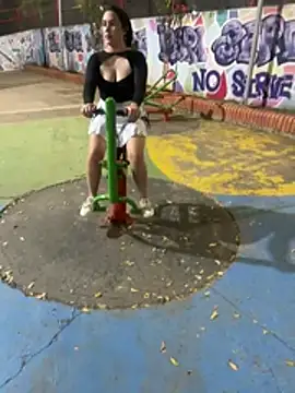 craziness_street - Craziness_street's free webcam - UK Sex Cams