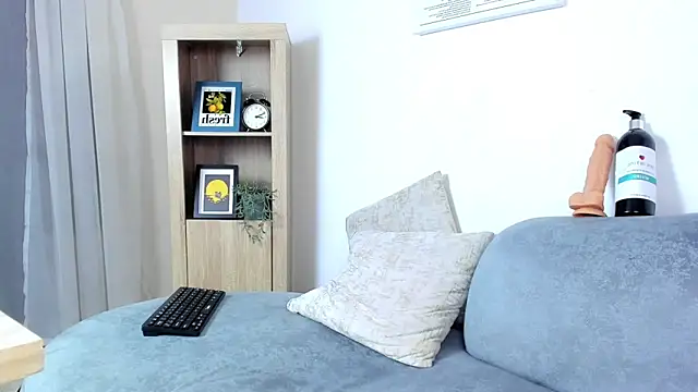 bloom_apple - Bloom_apple's free webcam - UK Sex Cams