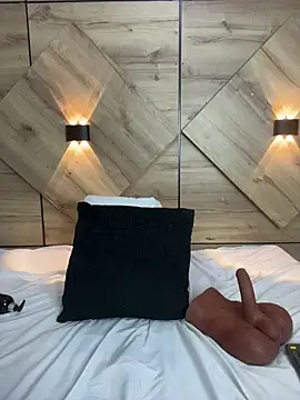 Webcam Model (AmbarBlosom)  is live.Free join now!