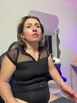 yelena03 - Yelena03's free webcam - UK Sex Cams